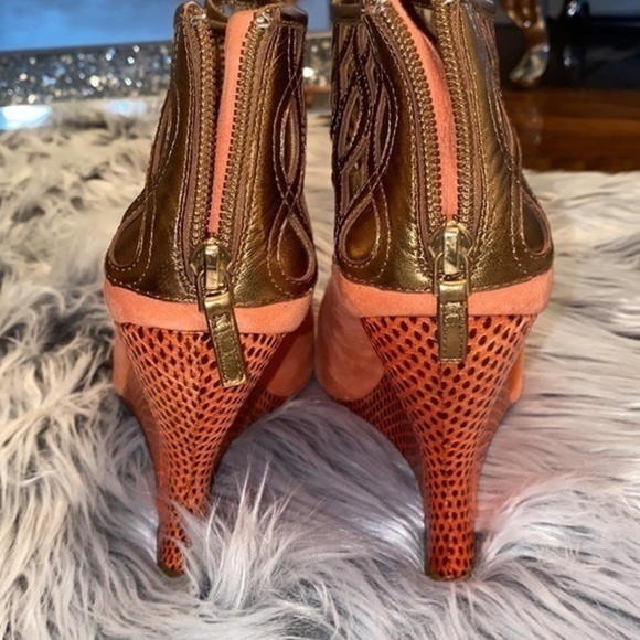 Elie Tahari US-9 open toe ankle boots fashion vibes (no box) New - Picture 7 of 11